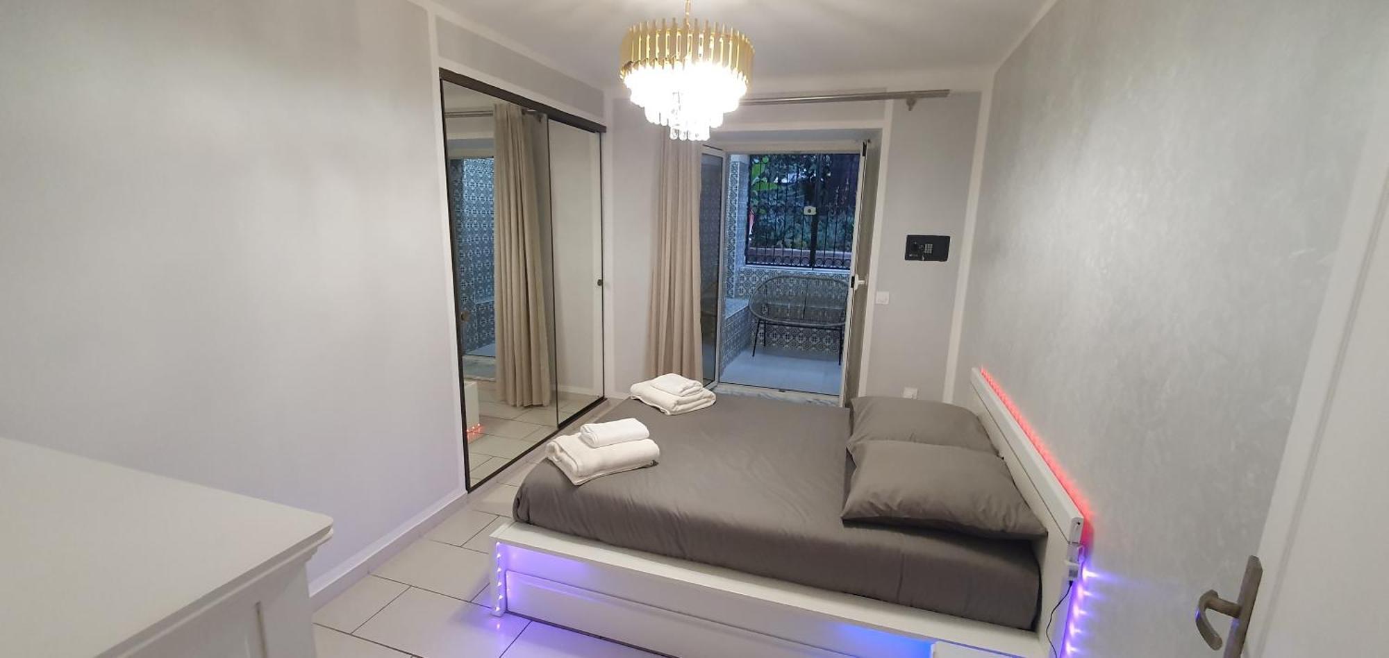 3 Pieces Sur Centre Appartement Nice